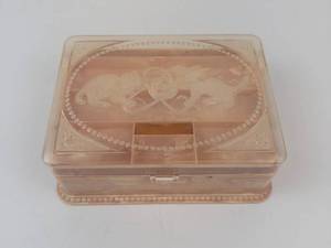 Hommer Manufacturing Company Pink Marbled Sewing Box with Cat Lid, 1940s-1950s