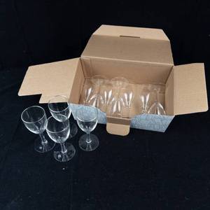 11-Piece Stemware Glass Set - 5.5-Inch Tall Wine Glasses