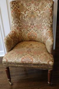 Upholstered Classic Floral Accent Chair with Caster Feet