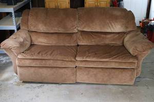 Double Reclining Loveseat