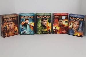 MacGyver Complete Series DVD Set (Lot of 5)