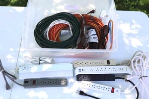 Mixed Extension Cords & Power Strips