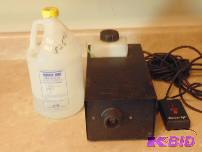 lot 14 image: Fog Machine