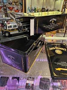 JACK DANIELS SPECIAL EDITION FIRE TRUCK