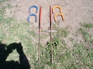 One Outdoors Horseshoe Set