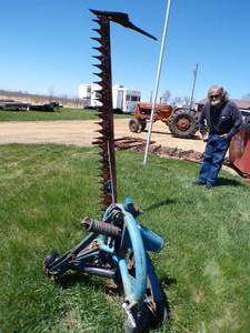 Either a Ford or New Holland Sickle Mower - Works. Measures 90 Long.