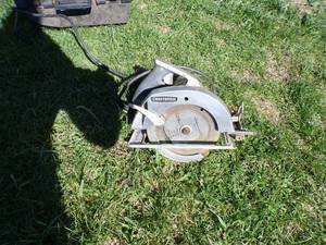 One 7 14 Craftsman all Aluminum Circular Saw with Case 120V