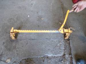 Fence Wire Stretcher (not all bent up - ready to go - works)