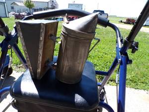 40 Year Old Bee Smoker. Bellow Like New - No Cracks.  Great Condition.