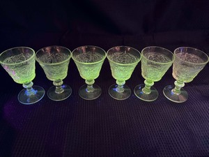 Vintage Duncan miller crystal stemware sandwich pattern GLOWS
