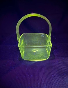 Vintage hand blown glass basket GLOWS