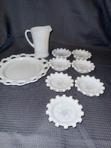 Lot of milk glass