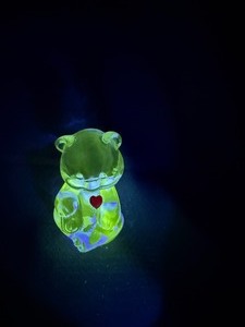 Fenton art glass birthstone bear GLOWS