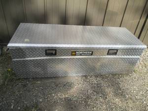 Northern tool & equipment tool box,...