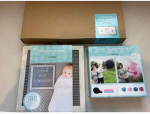 Pearhead Baby Keepsake Gift Lot Frame Letterboard Gender Reveal Kit