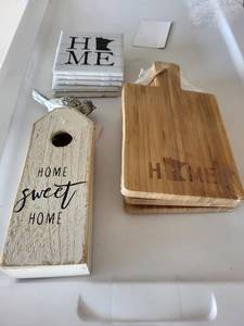 set of coasters and 3 small cheese boards - Home Sweet Home Sign Set