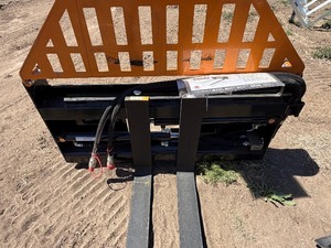 Unused 2026 Pallet Fork Hydraulic Adjustable  Fork