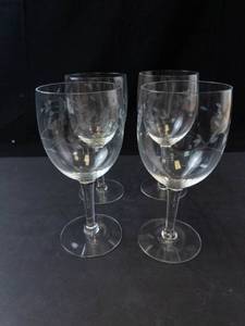 Princess House Heritage Crystal Wine Glasses - Set of 4 with Etched Floral Pattern