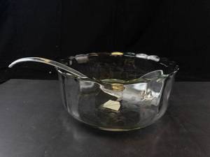 Anchor Hocking Ashton Vintage Clear Glass Salad Bowl Set with Scalloped Edge