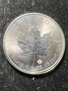2016 CANADIAN MAPLE LEAF 1 TROY OZ .9999 FINE SILVER