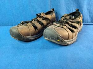 Keen Utility Atlanta Cooler steel toe work sandals. Size 13