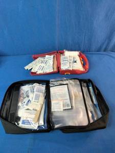 2 First Aid Kits