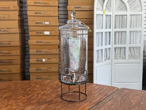 2 Gallon Beverage Dispenser