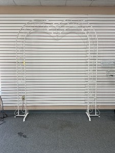 White Metal Heart Arch