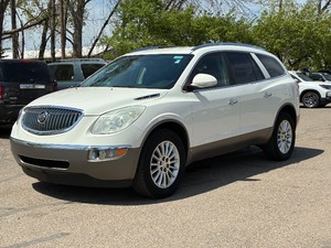 2009 BUICK ENCLAVE CXL 3rd Row Seating (NO RESERVE)