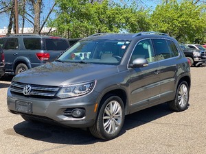 2016 VOLKSWAGEN TIGUAN 2.0T SE 4MOTION 129k Miles  All Wheel Drive  No Accidents Reported (NO RESERVE)