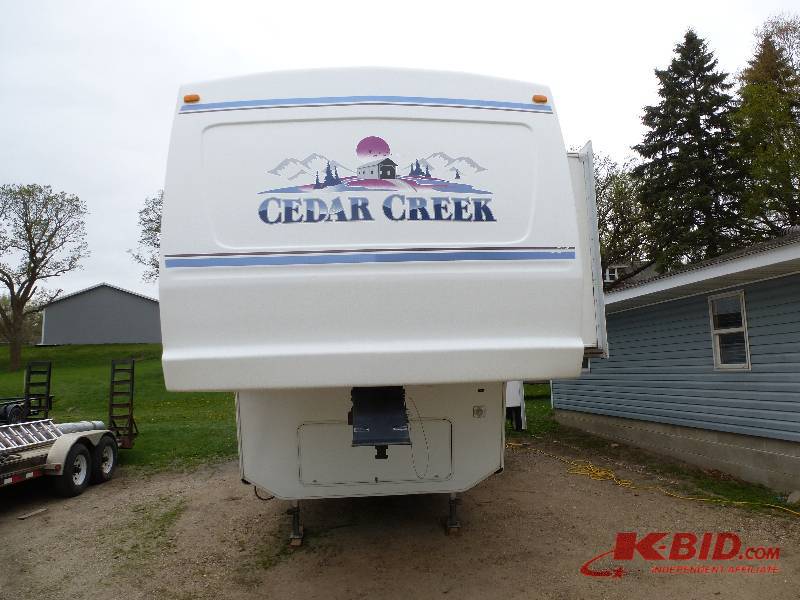 2003 Cedar Creek RV