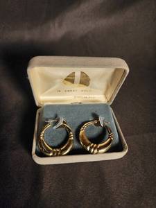 Jewelmont 14K Gold Hoop Earrings in Box