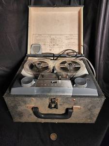 Telectro Reel-to-Reel Tape Recorder with Case & Microphone
