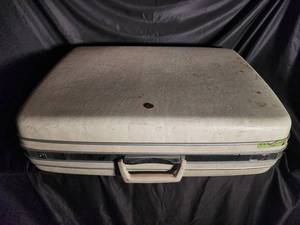 Samsonite Hard-Sided Travel Case