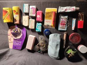Dimension, Faze & Maybelline Vintage Cosmetics (Lot of 20)