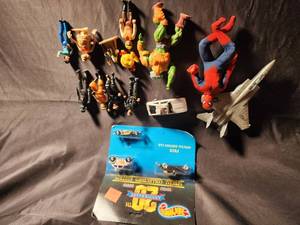 Mixed Toy Figures & Hot Wheels Cars Mixed Lot