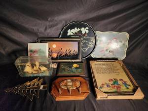 Mixed Decorative Wall Art, Trays & Display Pieces (Lot of 10)