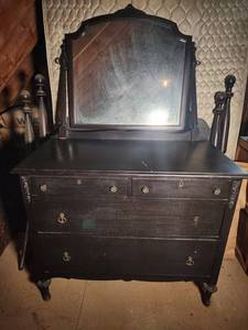Vintage Ornate Vanity Dresser with Mirror