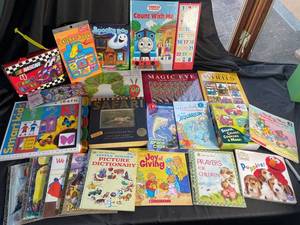 Childrens Board Books & Picture Books (Lot of 20)