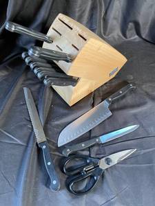 Chicago Cutlery 10-Piece Knife Block Set with Shears