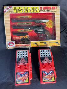 ARCO Westener 3 Guns In 1 Cap Gun Set & 2 Dukes Of Hazzard General Lee Key Toys (Lot of 3)