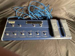 Vox VC-12 Foot Controller with Dual Expression Pedals