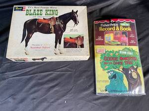 Revell Blaze King Horse Model Kit & Fisher-Price Sesame Street Record & Book (Lot of 2)