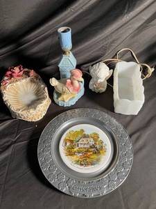 Carters Woods Collector Plate & Assorted Ceramic Decor (Lot of 4)