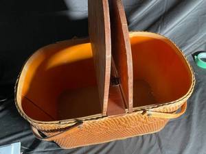 Woven Picnic Basket with Wooden Lid