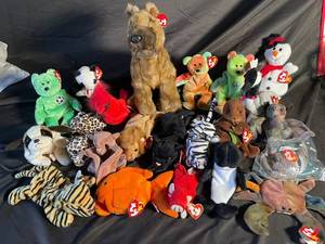 Ty Beanie Babies Plush Assortment (Lot of 16)