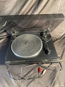 JVC  Belt Drive Turntable