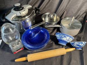 Mixed Kitchenware Assortment (Lot of 8)
