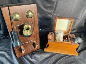 Wooden Smoking Accessory Set with Bryco Pipe Cleaners (Lot of 2)