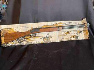 Parris Lever Action Saddle Gun Toy Rifle With Box